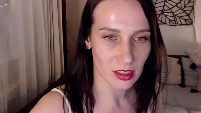 pepper_milf from StripChat