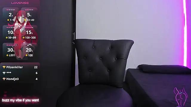 Explore our live girls sluts from our Custom and Multi clubs and checkout exclusive access to highly interactive content, such as shape, hair, titties, pussy type and many more.