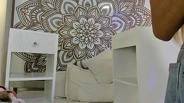 PersefoneWoods1 from StripChat is Freechat