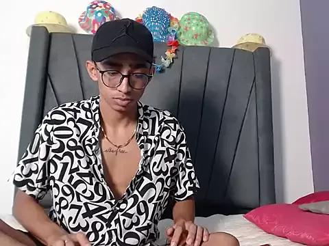 Pervert_boysx from StripChat is Freechat