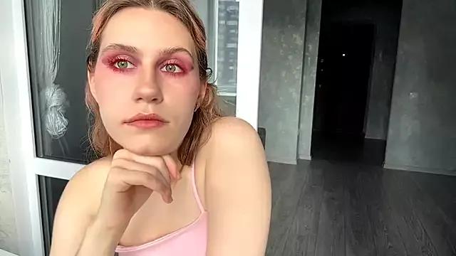 Explore our live girls sluts from our Custom and Multi clubs and checkout exclusive access to highly interactive content, such as shape, hair, titties, pussy type and many more.