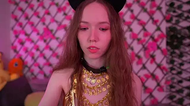 Explore our live girls sluts from our Custom and Multi clubs and checkout exclusive access to highly interactive content, such as shape, hair, titties, pussy type and many more.