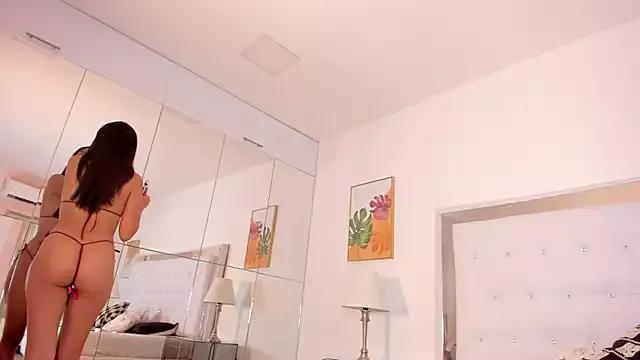 Explore our live girls sluts from our Custom and Multi clubs and checkout exclusive access to highly interactive content, such as shape, hair, titties, pussy type and many more.