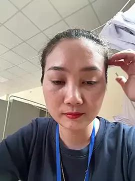 PhuongNhi21 webcams show profile image 