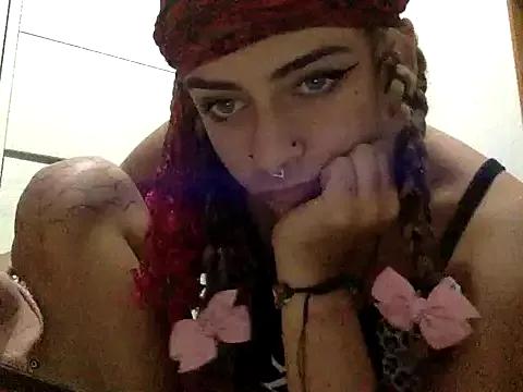 piccolaflo from StripChat