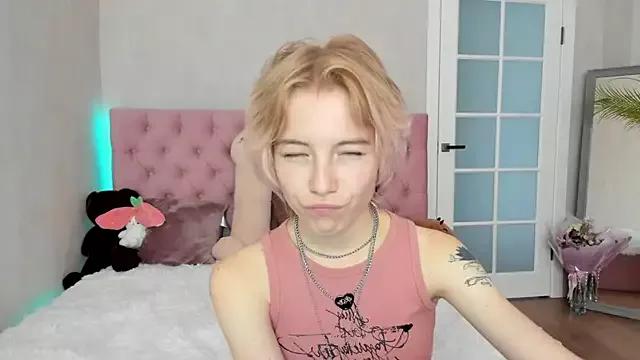 Pink_Lila18 from StripChat is Freechat