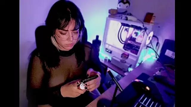 PinkDenial webcams show profile image 