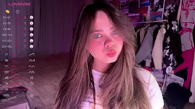 PinkiRay from StripChat is Freechat