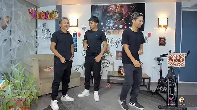 Photos of Playhardsexx from StripChat is Freechat