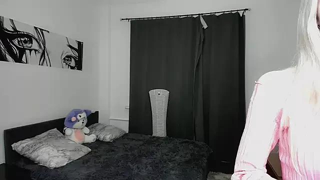 PocketDollX from StripChat is Freechat