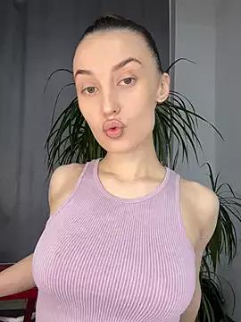 Explore our live girls sluts from our Custom and Multi clubs and checkout exclusive access to highly interactive content, such as shape, hair, titties, pussy type and many more.