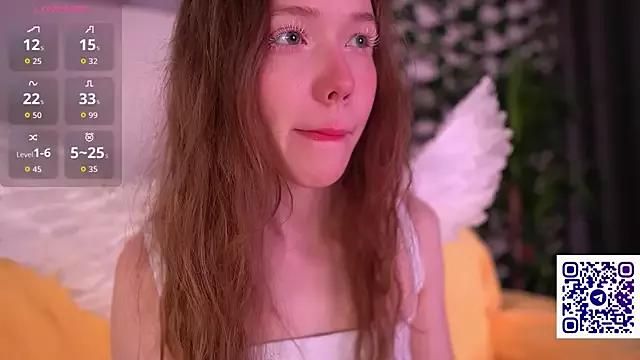 Polly_Mers from StripChat is Freechat