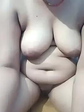 Poojadarlingg0 from StripChat