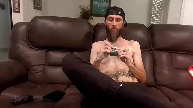 Poonwolf webcams show profile image 