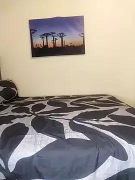 Prettiechanti webcams show profile image 