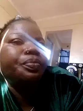 pretty-donna from StripChat is Freechat