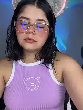 Explore our live girls sluts from our Custom and Multi clubs and checkout exclusive access to highly interactive content, such as shape, hair, titties, pussy type and many more.