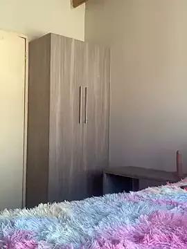 Explore our live girls sluts from our Custom and Multi clubs and checkout exclusive access to highly interactive content, such as shape, hair, titties, pussy type and many more.