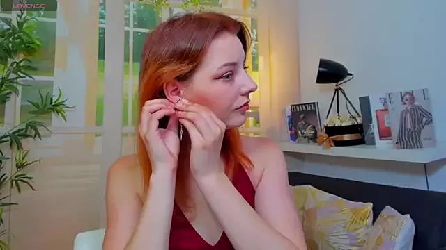 Photos of pretty_little_thing from StripChat is Freechat