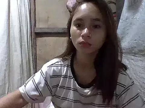 prettyladypinay19 from StripChat is Freechat