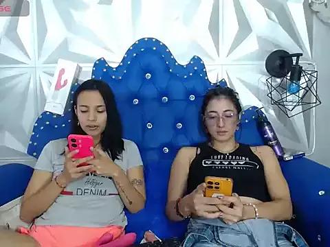 Explore our live girls sluts from our Custom and Multi clubs and checkout exclusive access to highly interactive content, such as shape, hair, titties, pussy type and many more.