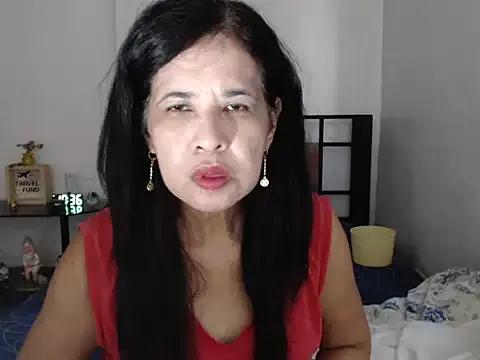 Prettysweetmum from StripChat is Freechat