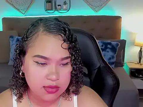 Prettyy_zoe from StripChat is Freechat