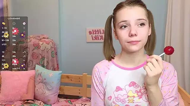 PrincessLittleKiki from StripChat is Freechat