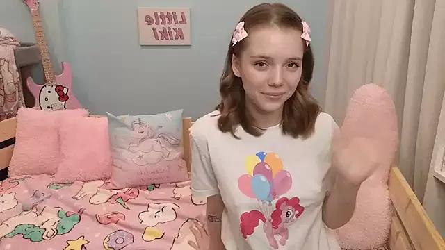 PrincessLittleKiki from StripChat is Freechat