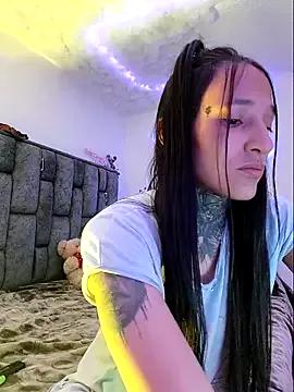psycoaliena from StripChat is Freechat