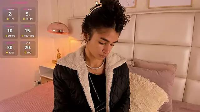 Puffy_Hearts from StripChat is Freechat
