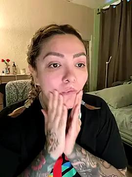 Explore our live girls sluts from our Custom and Multi clubs and checkout exclusive access to highly interactive content, such as shape, hair, titties, pussy type and many more.
