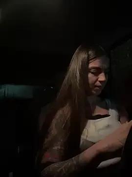 PureEllie from StripChat is Freechat