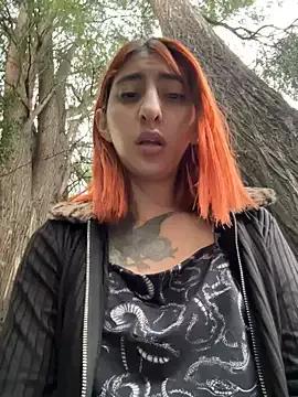 PurpleLinn from StripChat is Freechat
