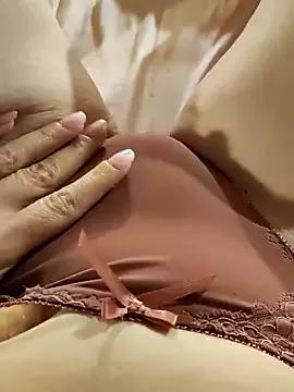 PurpleMoon from StripChat