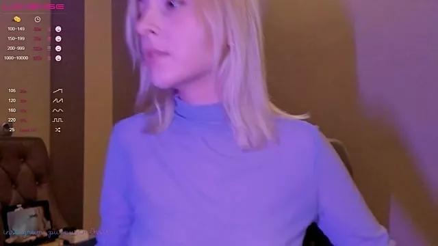 purpurmonstr from StripChat