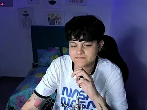 Pussyboy_ from StripChat