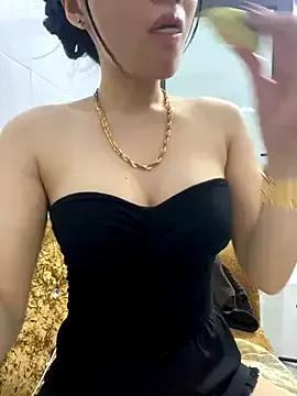 Pusy_wet webcams show profile image 