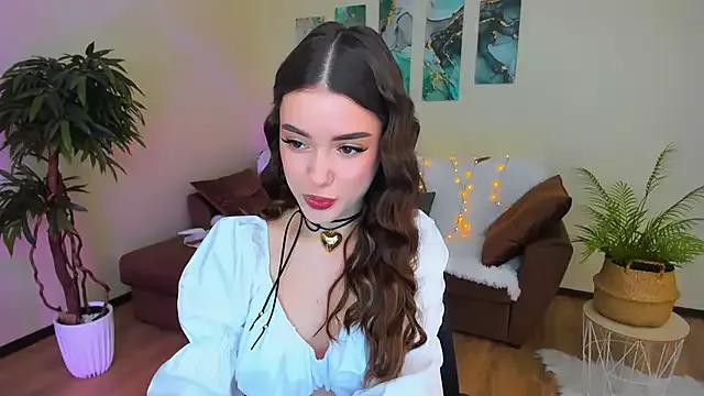 Explore our live girls sluts from our Custom and Multi clubs and checkout exclusive access to highly interactive content, such as shape, hair, titties, pussy type and many more.