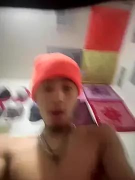 qbaby96 from StripChat