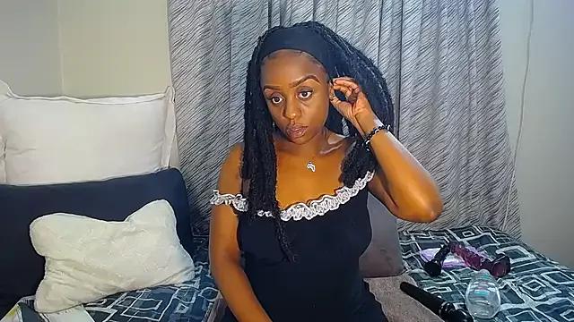 Queen-Chocolate from StripChat