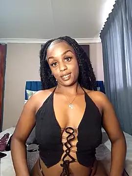 Queen-Chocolate from StripChat