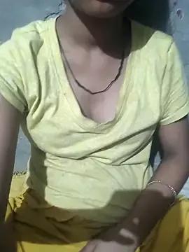 Queen-girs from StripChat is Freechat