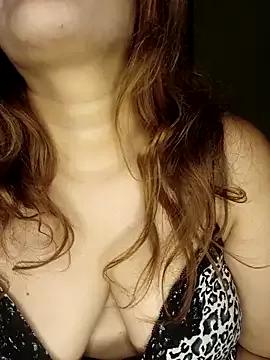 Queen-kohinoor from StripChat