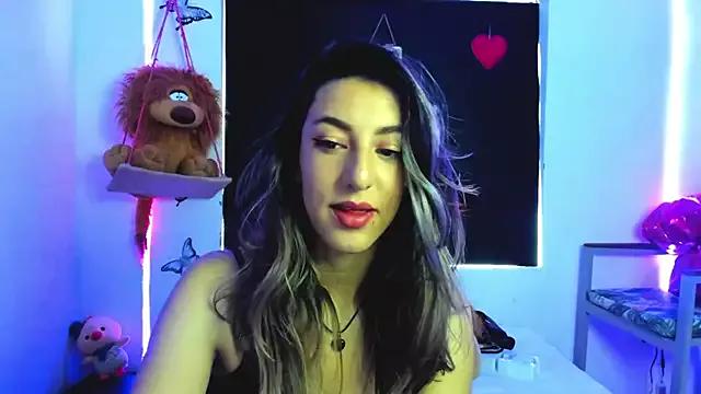 queen-natty from StripChat