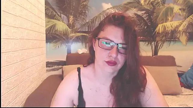 Queen__Natasha from StripChat