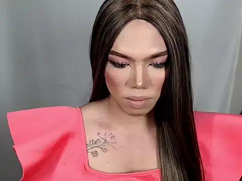 Queen_alena from StripChat