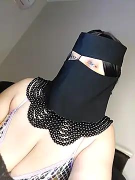 Queen_Amina from StripChat