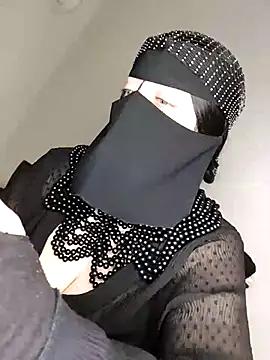 Queen_Amina from StripChat