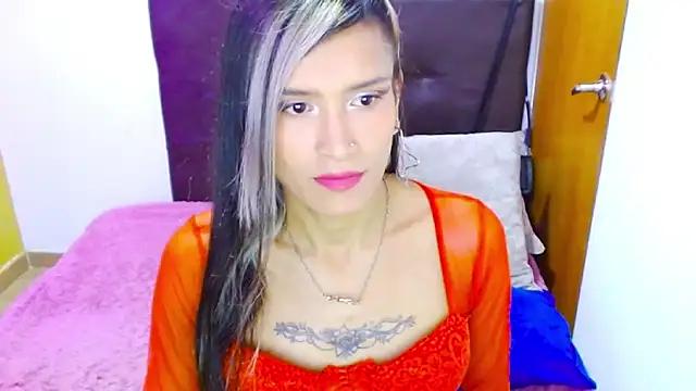 Explore our live girls sluts from our Custom and Multi clubs and checkout exclusive access to highly interactive content, such as shape, hair, titties, pussy type and many more.